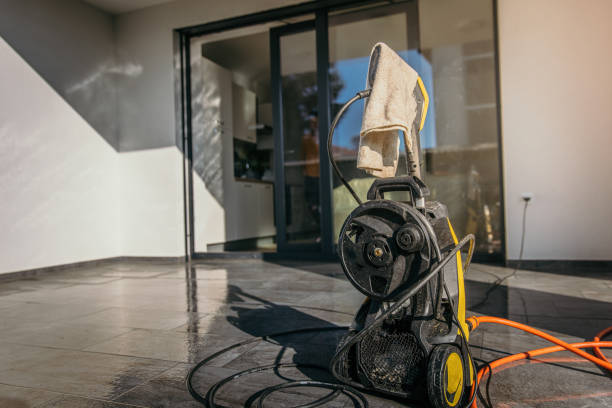 Best Driveway Pressure Washing  in Kent, OH